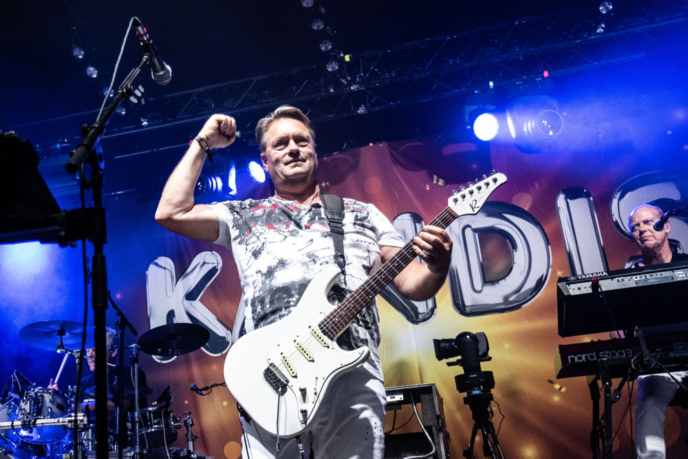 KandisJohnny sang duet og drak vodka med Johnny Madsen